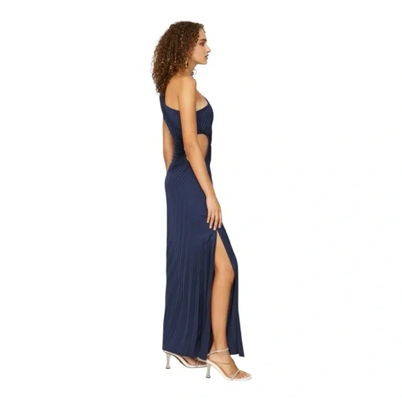 DELFI Collective Solie One Shoulder Cutout Maxi Dress Evening Gown Navy  Medium - coffeafoods.com